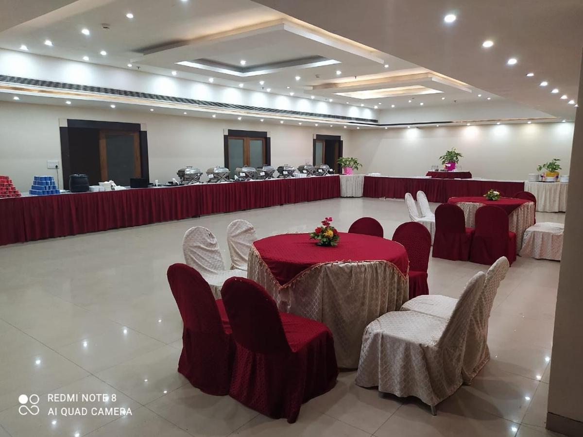 Shelter Hotel لاكناو المظهر الخارجي الصورة